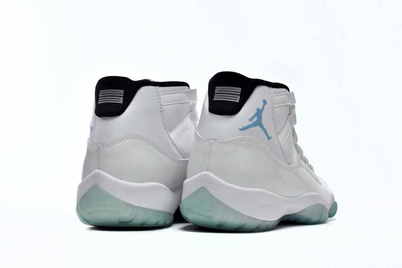 Air Jordan 11 Retro Legend Blue