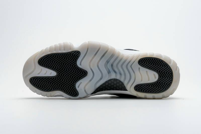 Air Jordan 11 Retro Low Barons