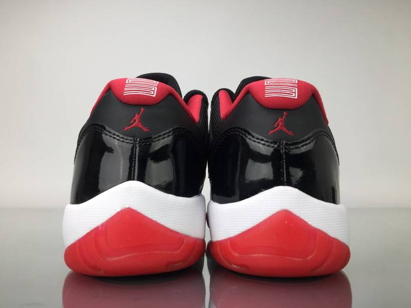 Air Jordan 11 Retro Low Bred