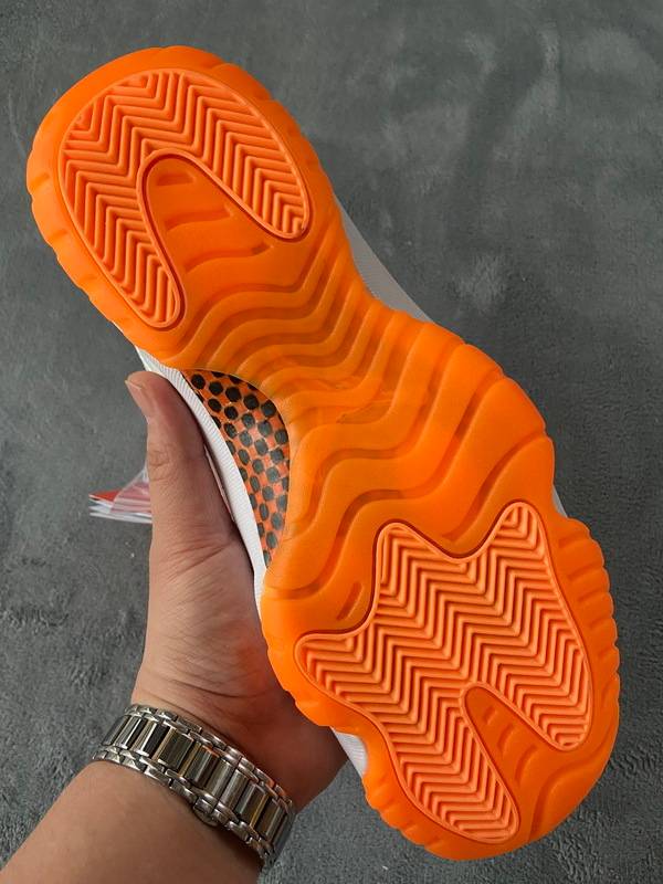 Air Jordan 11 Retro Low Bright Citrus (W)