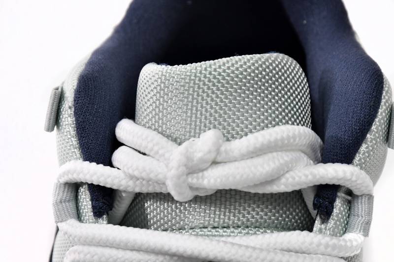 Air Jordan 11 Retro Low Georgetown