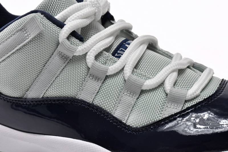 Air Jordan 11 Retro Low Georgetown