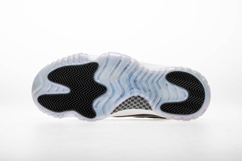 Air Jordan 11 Retro Low Iridescent