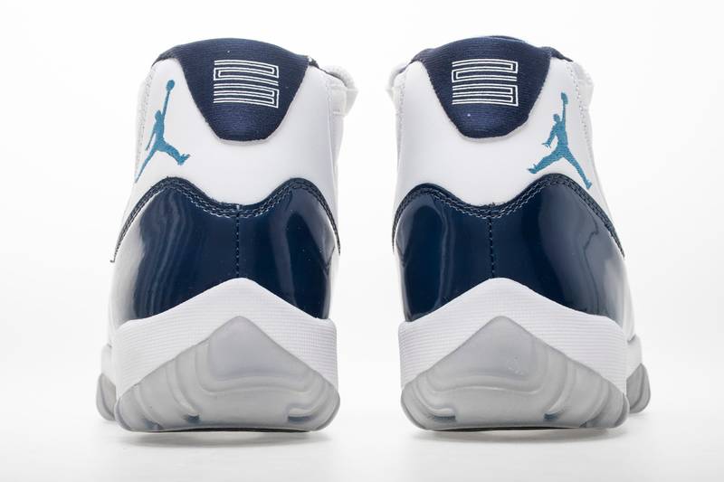 Air Jordan 11 Retro Midnight Navy