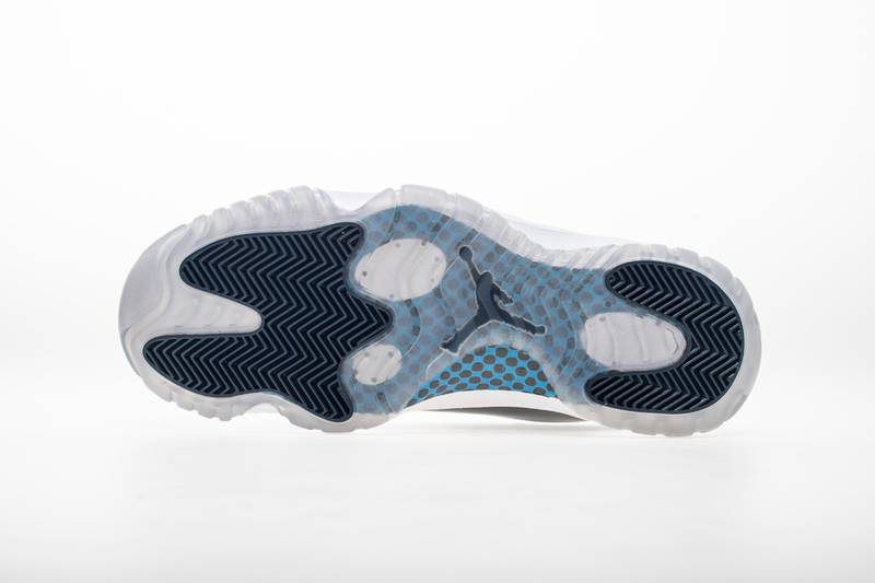 Air Jordan 11 Retro Midnight Navy