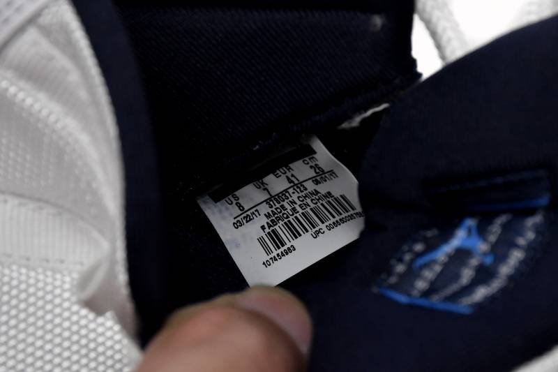 Air Jordan 11 Retro UNC Win Like 82