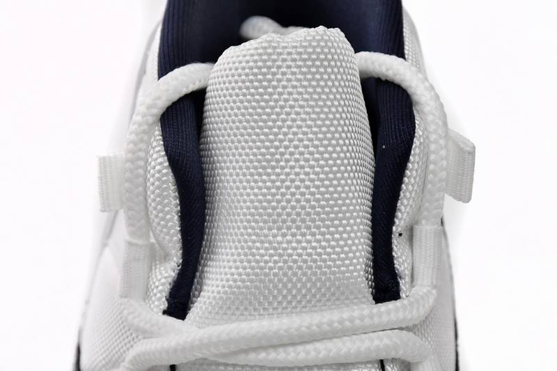 Air Jordan 11 Retro UNC Win Like 82