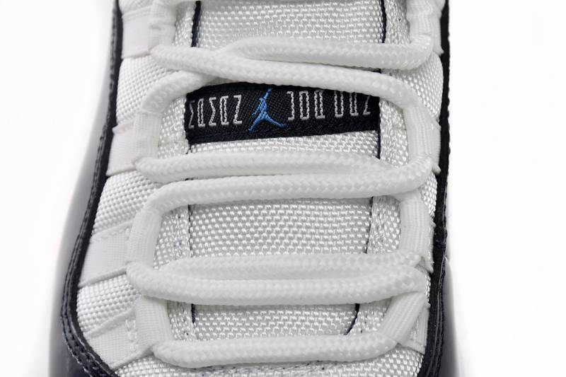 Air Jordan 11 Retro UNC Win Like 82
