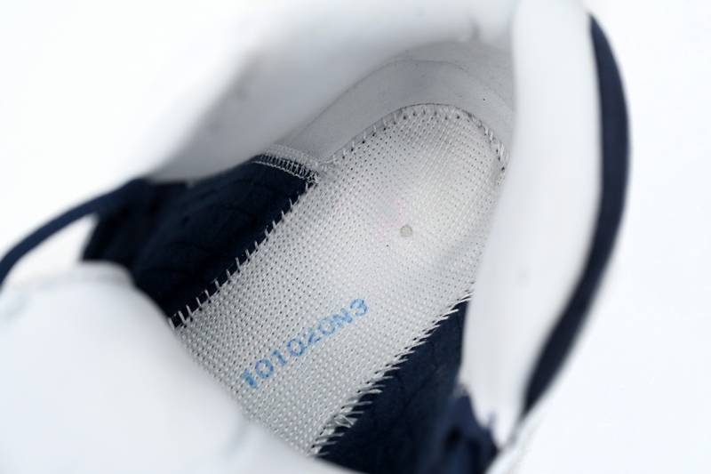 Air Jordan 13 Retro Obsidian Powder Blue White