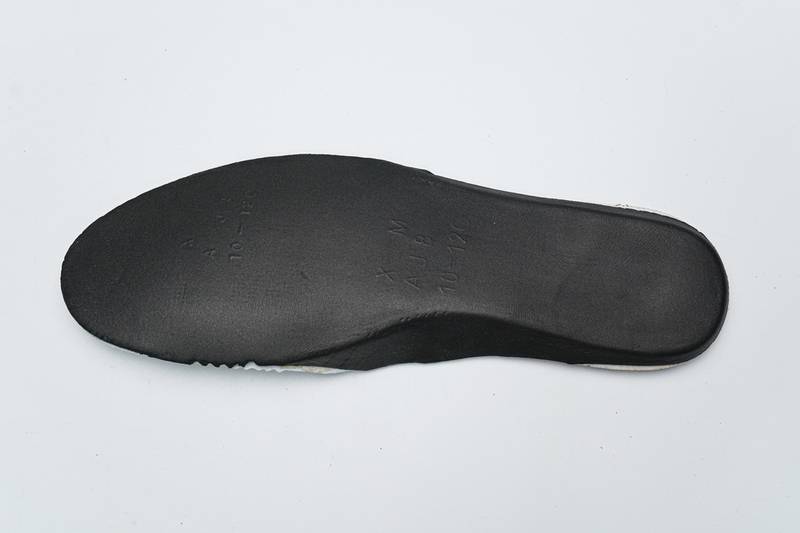 Air Jordan 13 Retro Premio Bin 23