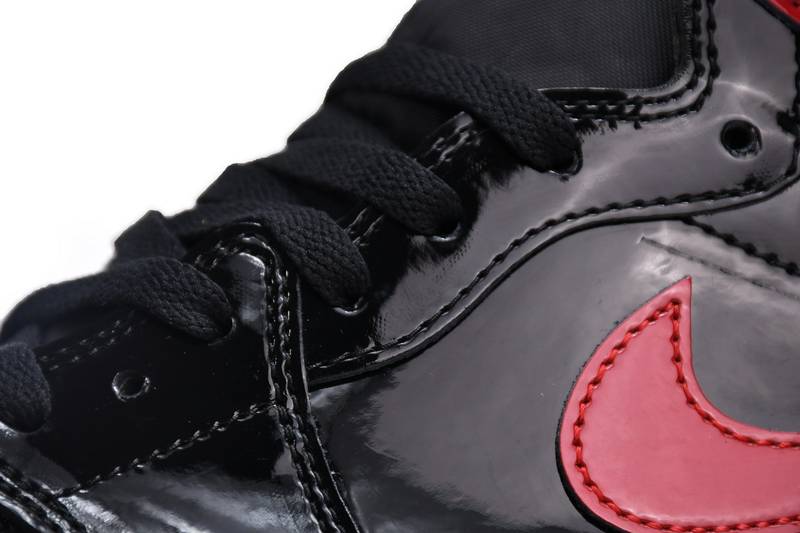 Air Jordan 1 High OG Bred Patent