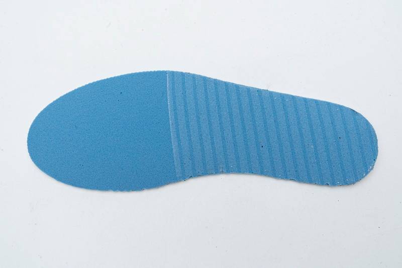 Air Jordan 1 High OG Metallic Silver