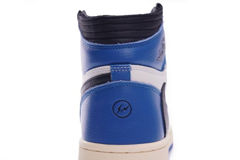 Air Jordan 1 High OG SP fragment design x Travis Scott
