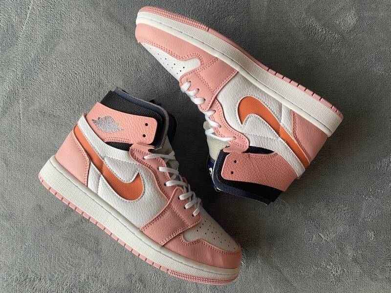 Air Jordan 1 High Zoom Air CMFT Pink Glaze (W)