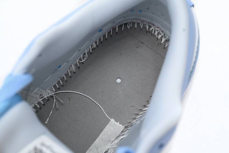 Air Jordan 1 Low Aluminum