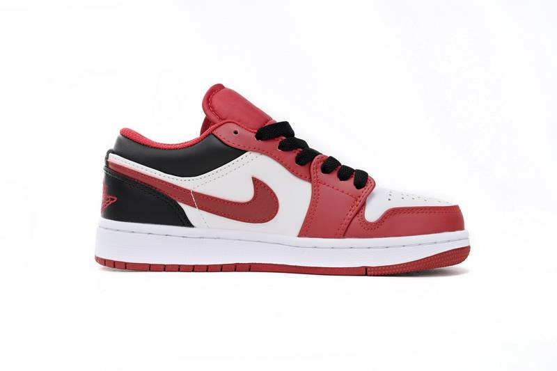 Air Jordan 1 Low Bulls