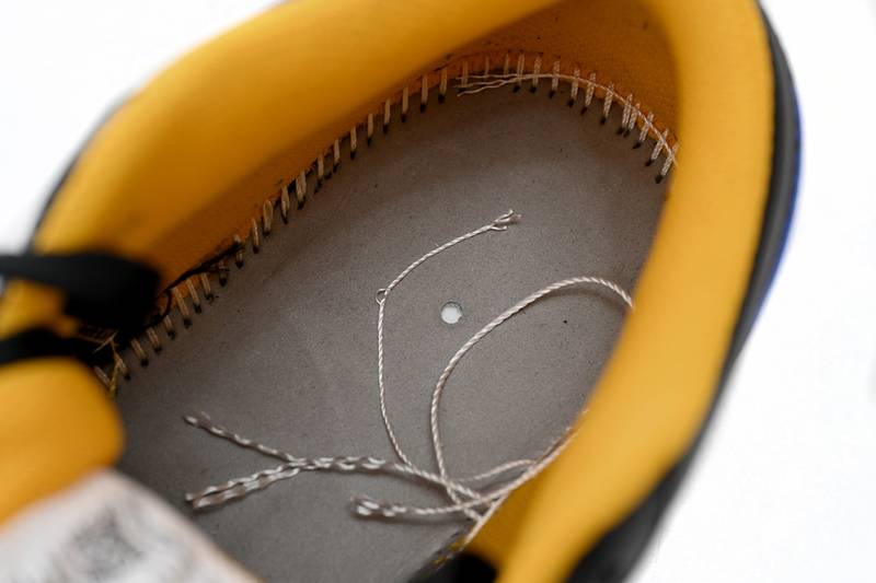 Air Jordan 1 Low Dark Concord