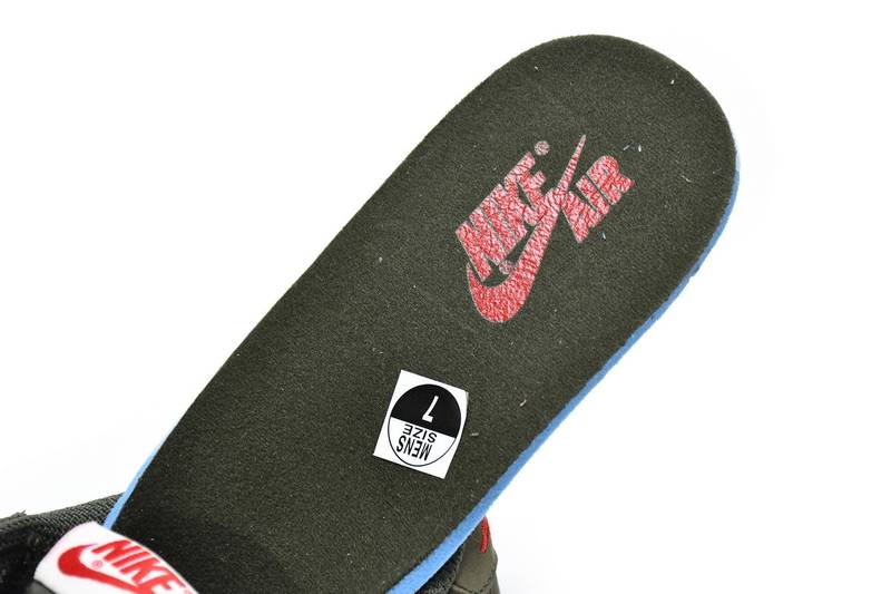 Air Jordan 1 Low Dark Green x Travis Scott