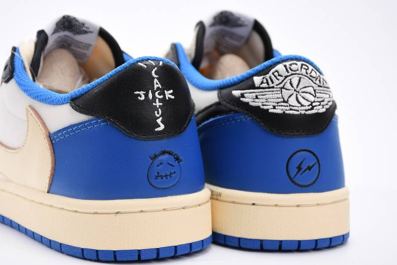 Air Jordan 1 Low fragment design x Travis Scott