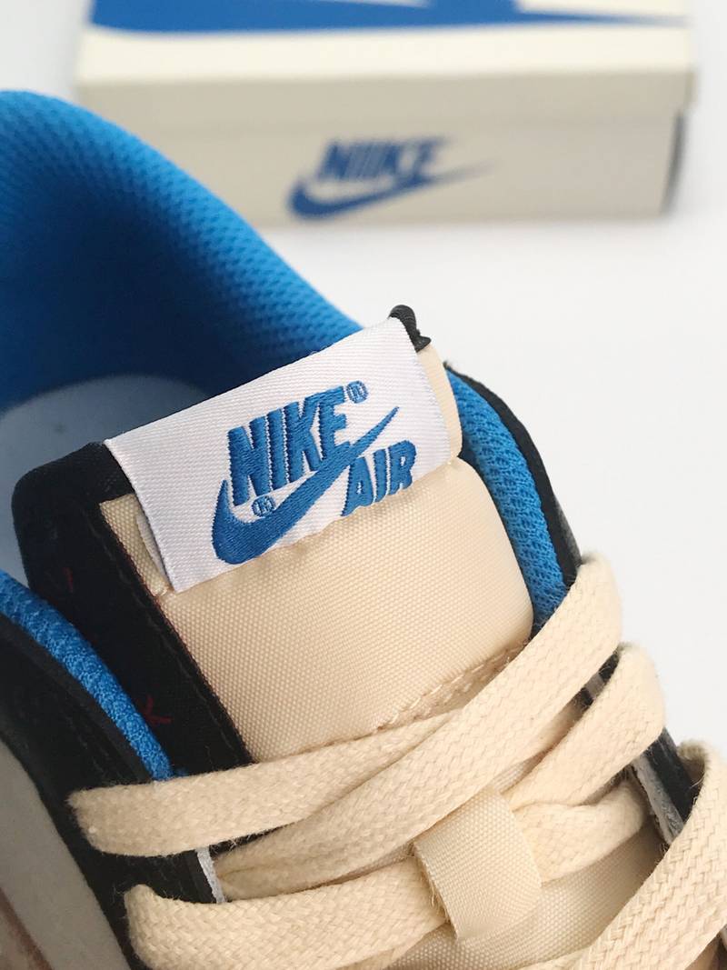 Air Jordan 1 Low fragment design x Travis Scott