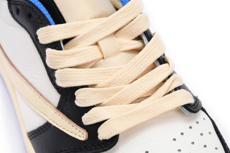 Air Jordan 1 Low fragment design x Travis Scott