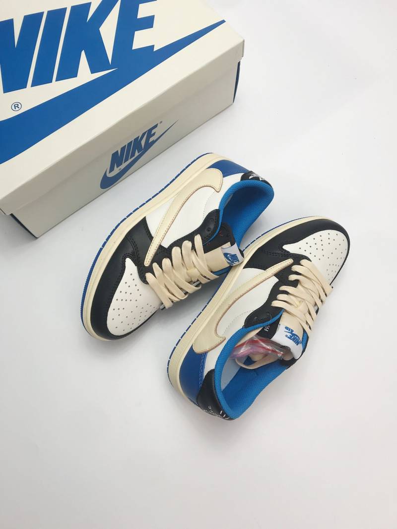 Air Jordan 1 Low fragment design x Travis Scott