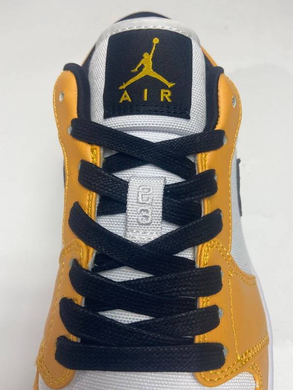 Air Jordan 1 Low Laser Orange (W)