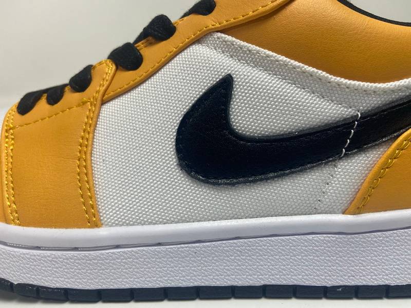 Air Jordan 1 Low Laser Orange (W)