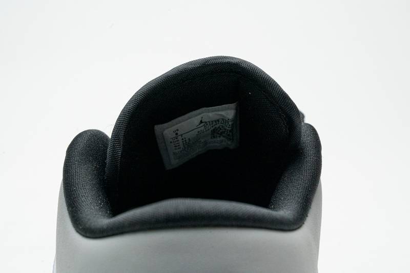 Air Jordan 1 Low Light Smoke Grey