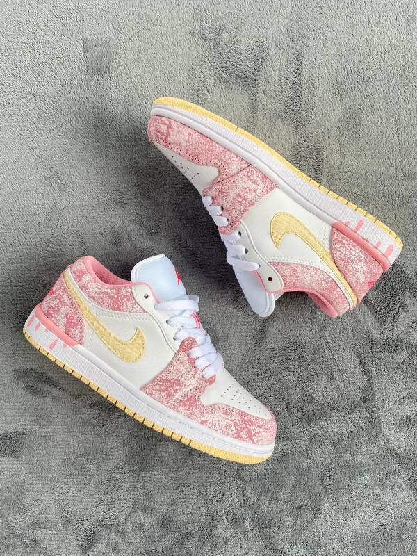 Air Jordan 1 Low Paint Drip