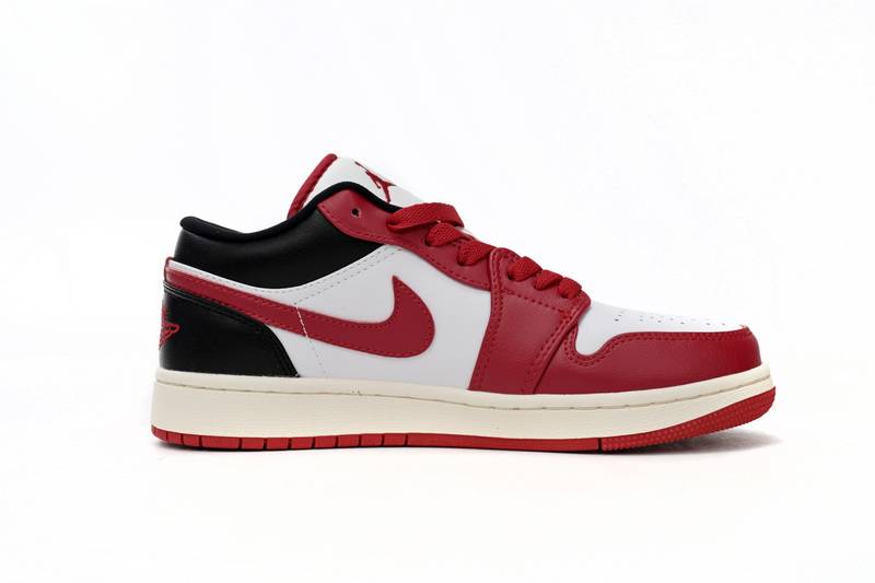 Air Jordan 1 Low Reverse Black Toe