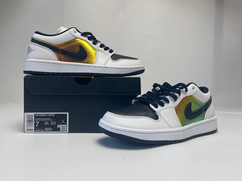 Air Jordan 1 Low SE