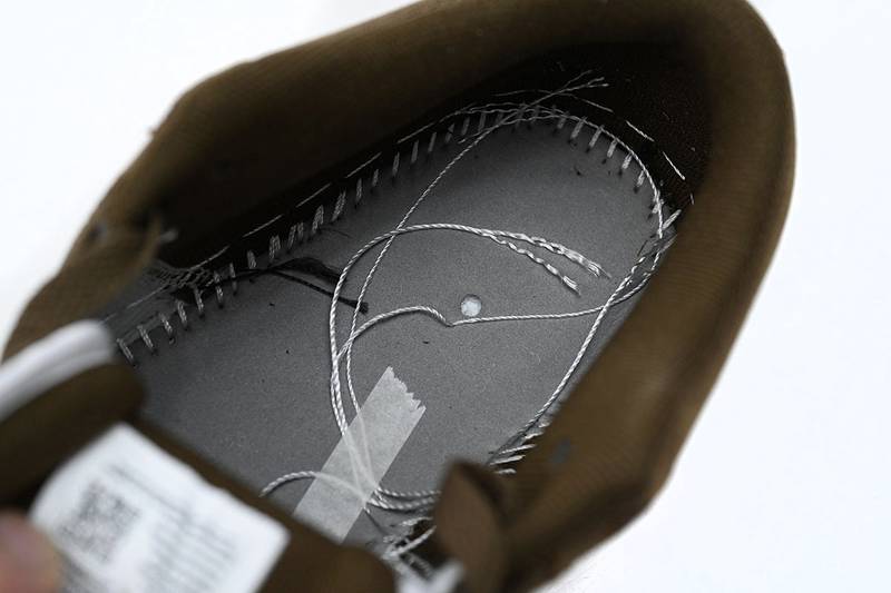 Air Jordan 1 Low SE Light Olive