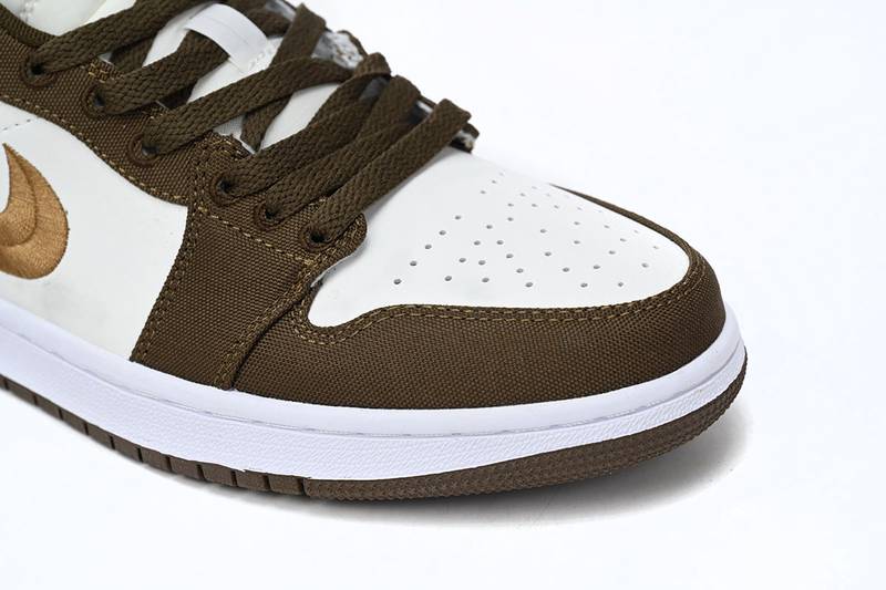 Air Jordan 1 Low SE Light Olive