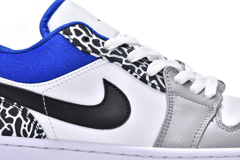 Air Jordan 1 Low SE True Blue