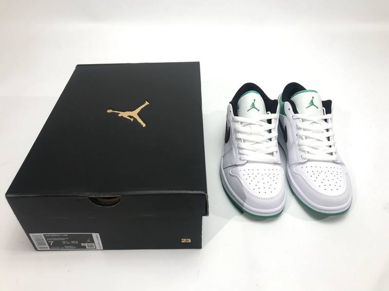 Air Jordan 1 Low White Lucky Green Black​