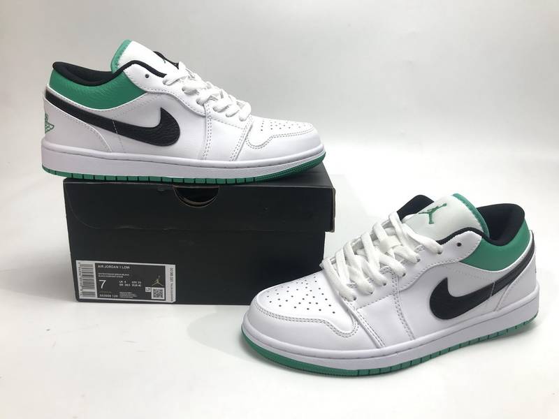 Air Jordan 1 Low White Lucky Green Black​