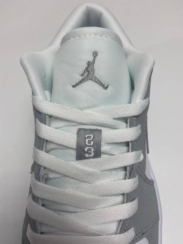 Air Jordan 1 Low Wolf Grey