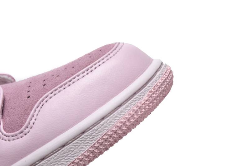 Air Jordan 1 Mid Digital Pink