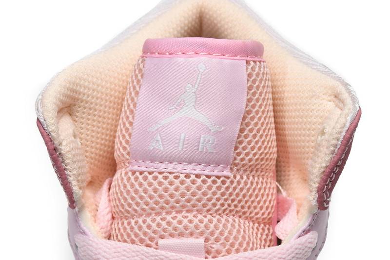 Air Jordan 1 Mid Digital Pink