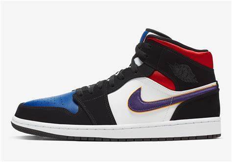 Air Jordan 1 Mid Lakers Top 3
