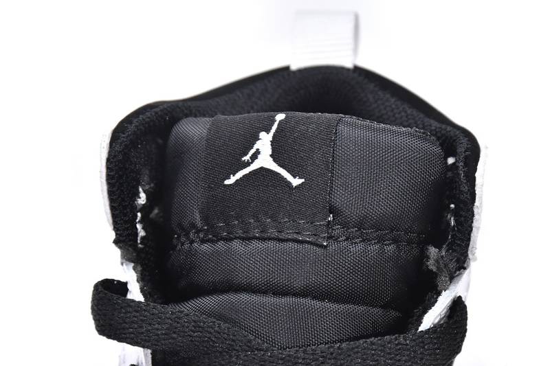 Air Jordan 1 Mid PS Tuxedo（Kids）