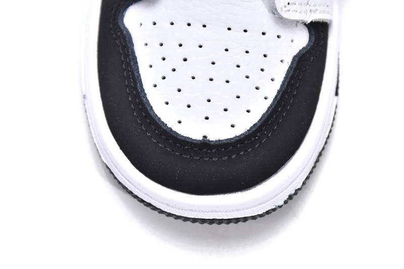 Air Jordan 1 Mid PS Tuxedo（Kids）