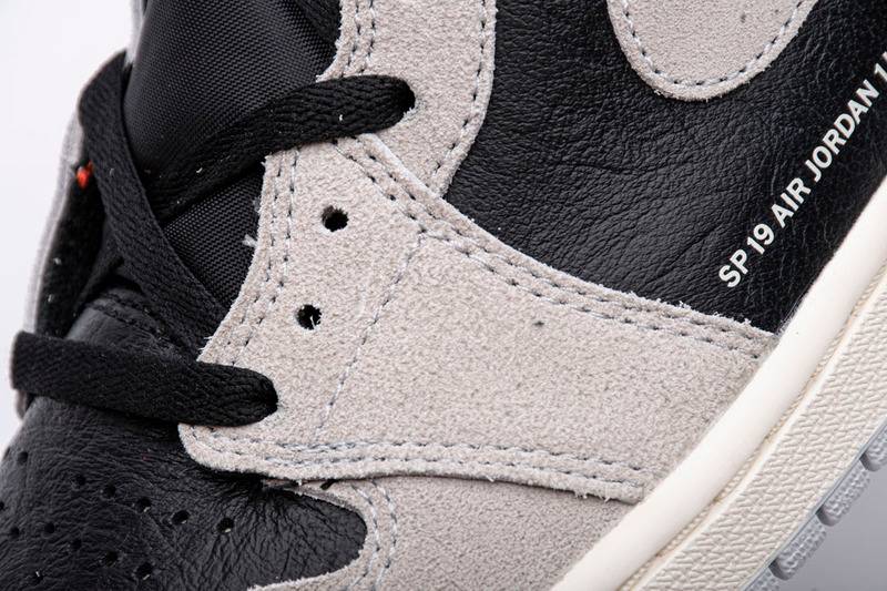 Air Jordan 1 OG Hi Retro Neutral Grey