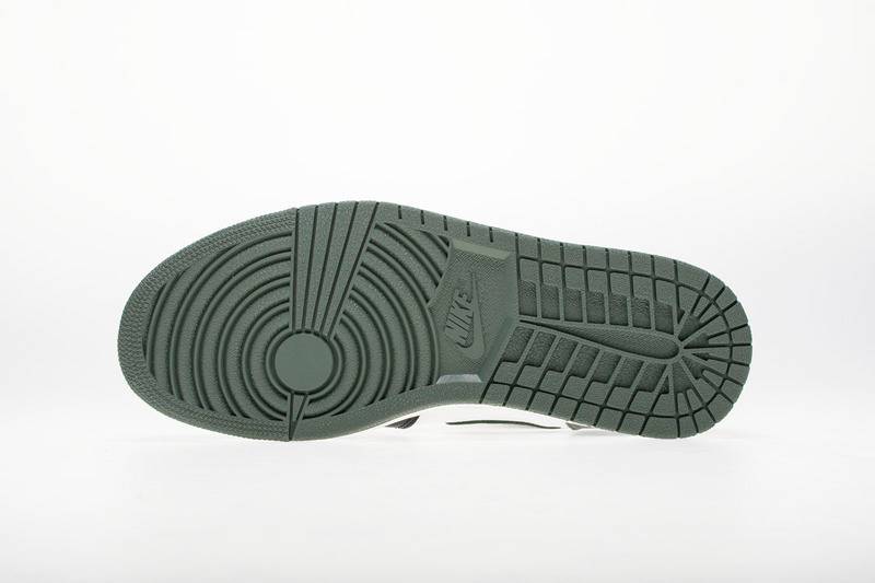 Air Jordan 1 Retro High Clay Green