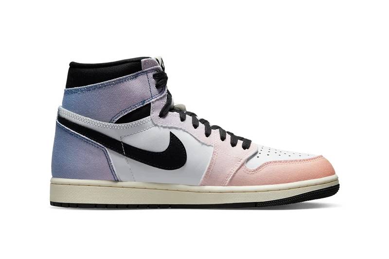 Air Jordan 1 Retro High OG Skyline