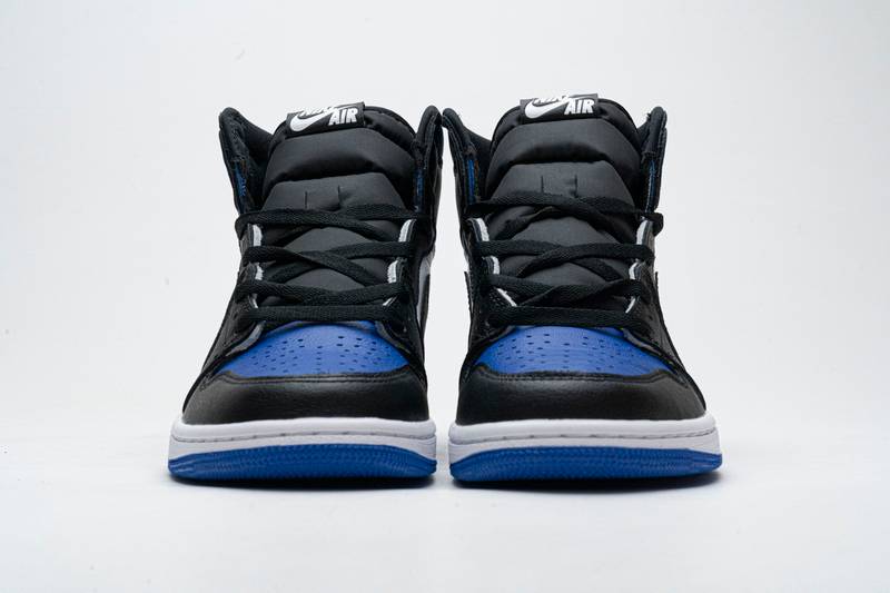 Air Jordan 1 Retro High Royal Toe