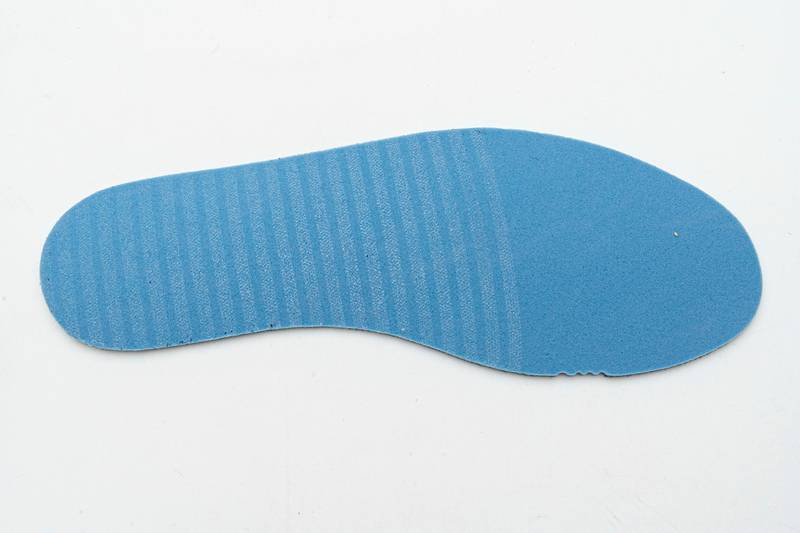 Air Jordan 1 Retro High Royal Toe