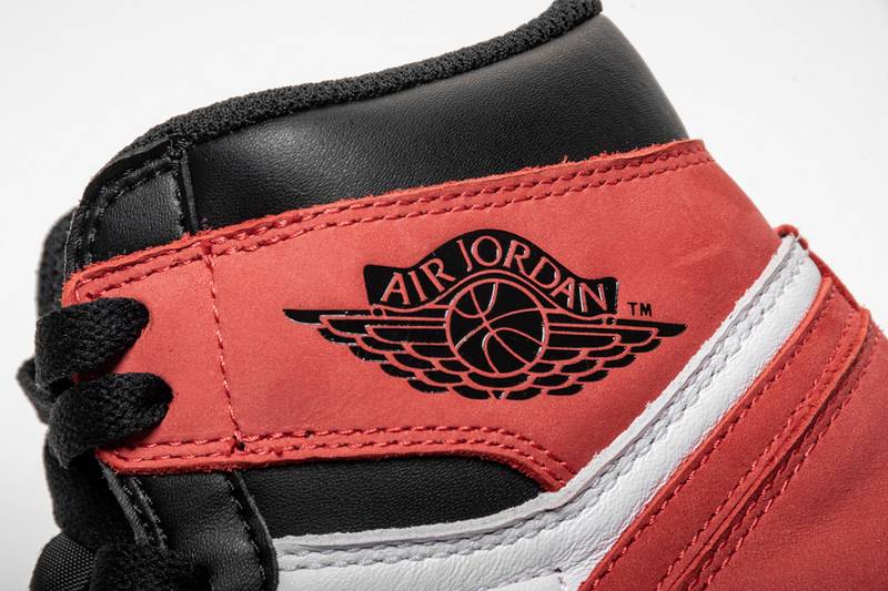Air Jordan 1 Retro High Track Red