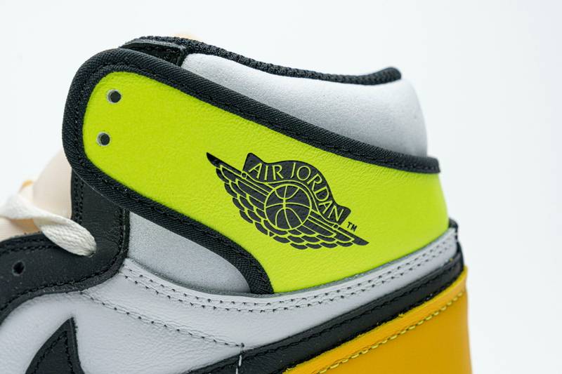 Air Jordan 1 Retro High White Black Volt University Gold